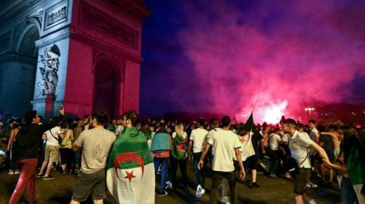 اعتقال 55 جزائريا بفرنسا