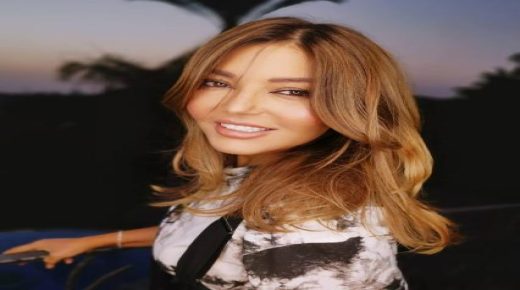 الديفا سميرة سعيد تروج لخامس أغنيات ألبومها “إنسان آلى”