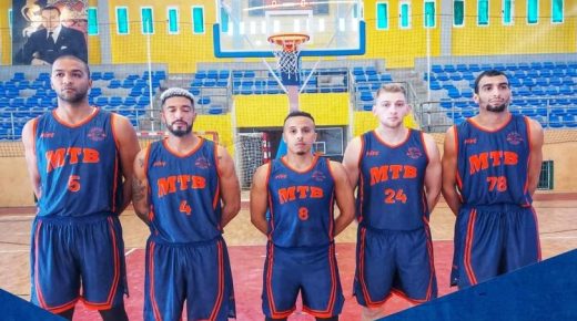 مجد طنجة ينتصر على أتلتيك بني يزناسن بـ 74 لـ 51 في ثاني دورات بطولة كرة السلة