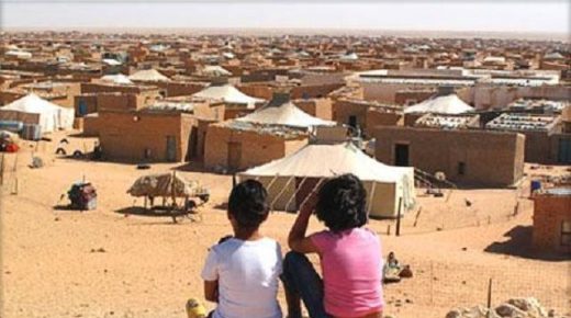 مساءلة المفوضية الأممية لشؤون اللاجئين بشأن تفويض الجزائر لسلطاتها بمخيمات تندوف إلى جماعة مسلحة
