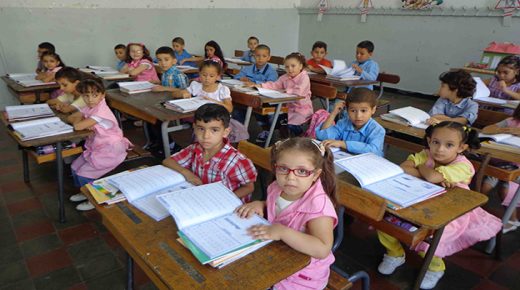 كاتب الرأي والناشط التربوي منير الحردول يسائل التباعد الجسدي داخل الفصول الدراسية