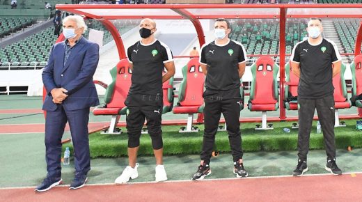 نواب برلمانييون يطالبون الحكومة بالكشف عن رواتب مدرب وطاقم المنتخب الوطني