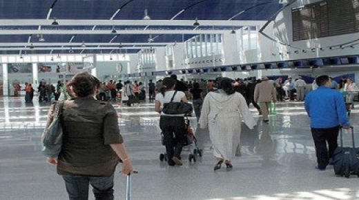 الإبراهيمي يعدد أسباب فتح الحدود المغربية ويصرح: الوافدون الملقحون لا يشكلون خطرا وبائيا