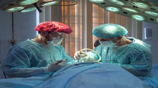 جراحة دقيقة تنقذ رضيعا بمدينة أزيلال