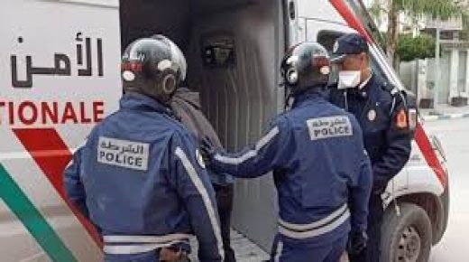 الاحتيال والتزوير يُسقطان شخصين بالبيضاء