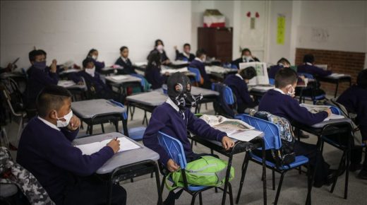 تعليق الدراسة 7 أيام إضافية في الجزائر بسبب الموجة الرابعة لكورونا￼