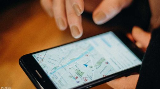 “غوغل” مؤقتا توقف ميزة حركة المرور المباشرة المتوفرة في خرائطها داخل أوكرانيا