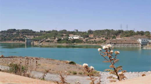 المخزون المائي للسدود بجهة طنجة يواصل انخفاضه ويدنو الى 880 مليون متر