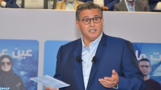 الحكومة تعلن عزمها الدعم المباشر لمجموعة من القطاعات الاجتماعية الإنتاجية والمواد الاستهلاكية.