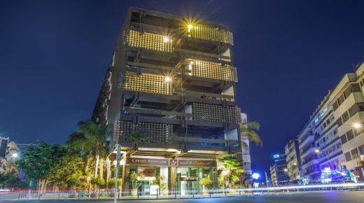 استمرار المحادثات بين مجموعة “هولماركوم” المغربية والمجموعة الفرنسية “Credit Agricole” من أجل حصة مصرف المغرب