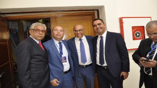 عضو الجهة السيد ميمون خلوق يناقش مع وزير التعليم العالي مختلف الإكراهات التي يعانيها الطالب التاوريرتي.