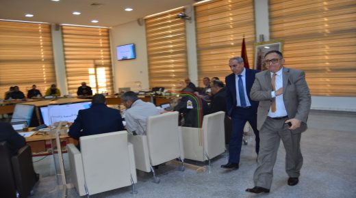 الكاتب العام للولاية يودع أعضاء مجلس عمالة وجدة بتأثر “يصادف تاريخ تقاعدي مع ذكرى 18 مارس العزيزة عليكم”