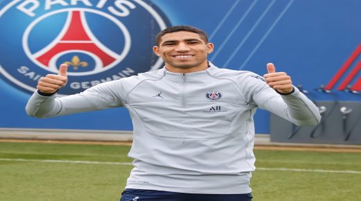 حكيمي يطمئن جماهير باريس سان جيرمان عن حالته الصحية