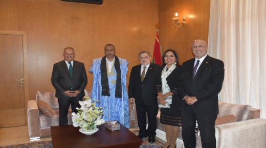 رئيس المجلس الجهوي يستقبل وفدا برلمانيا عن جمهورية البيرو بمقر الجهة.