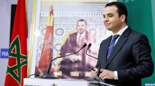 الحكومة تعكف على دراسة الخيارات المتاحة لمواكبة الطلبة العائدين من أوكرانيا في إتمام مسارهم الدراسي.