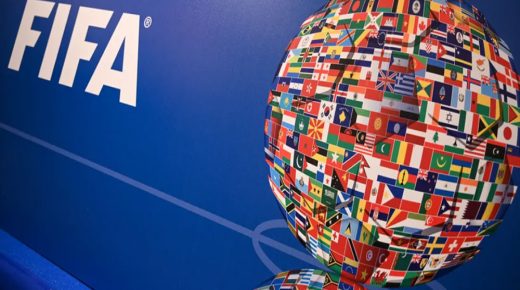 “الفيفا” والاتحاد الأوروبي لكرة القدم “اليويفا” يعلنان عن إيقاف منتخب وأندية روسيا