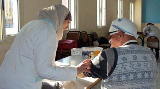 عدد المستفيدين من ساكنة جماعة عامر القروية من قافلة طبية متعددة الاختصاصات بلغ حوالي 1300