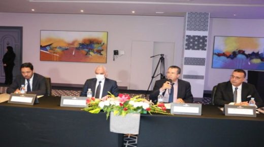 أيت طالب يوقع اتفاقية – إطار تهم “المخطط الاستراتيجي لتنمية خدمات المؤسسة على مدى العشر سنوات المقبلة