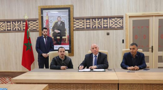المجلس الإقليمي لخنيفرة يوقع على 84 اتفاقية شراكة خاصة بتنزيل برنامج “أوراش”