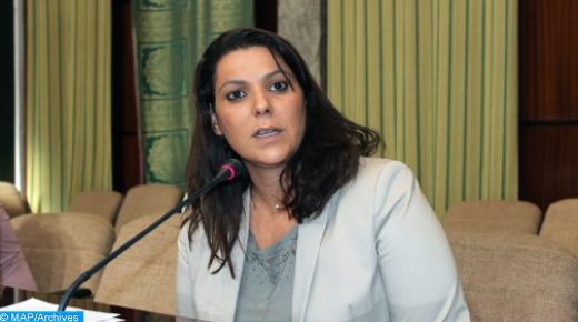 فاطمة الزهراء المنصوري تترأس اجتماعا للجنة المركزية للاتفاقية المتعلقة بإعادة هيكلة 72 حي