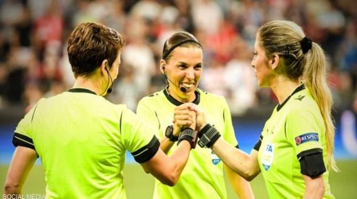 كأس العالم 2022 في قطر مشاركة 6 “حكمات”