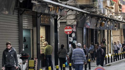 الأزمة السياسية والنقدية بلبنان تطرد العلامات التجارية