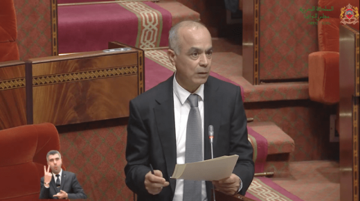شكيب بنموسى: الإطار القانوني الحالي “لا يخول للوزارة أية إمكانية للتدخل من أجل تحديد الرسوم”
