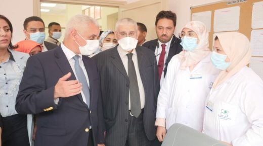 خالد ايت الطالب يعطي انطلاقة خدمات مركزين صحيين حضريين من المستوى الأول بورزازات
