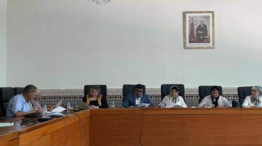 تاوريرت ..اجتماع رئيس لجنة الفلاحة والصيد البحري والتنمية القروية بجهة الشرق من اجل دعم القطاع الفلاحي بالجهة