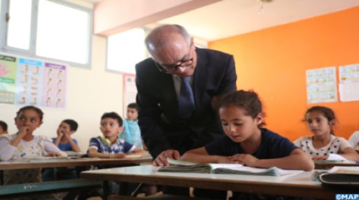 وزير التربية الوطنية والتعليم الأولي والرياضة في زيارة لعدد من المؤسسات التعليمية بإقليم الخميسات.