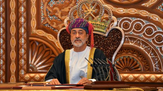 سلطان عُمان يعيد تشكيل مجلس الوزراء وانشاء مجلس اعلى للقضاء
