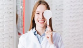 العين تحتاج إلى الحماية والعناية تعرف على بعض الطرق. 