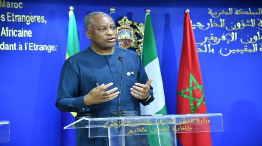 وزير الشؤون الخارجية النيجيري يصف التعاون الاقتصادي الذي يربط بلاده بالمغرب ب”الثوري”.