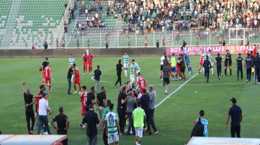 ولاية أمن وجدة تنفي خبر وفاة مشجعين من الوداد والمولودية بسبب شغب مباراة أمس