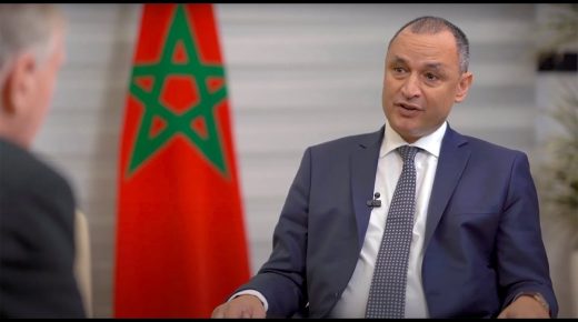 رياض مزور يوقع ربع اتفاقيات استثمار مع فاعلي قطاعات الصناعة الغذائية والنسيج والبلاستيك والأجهزة الطبية بجهة مراكش- آسفي.