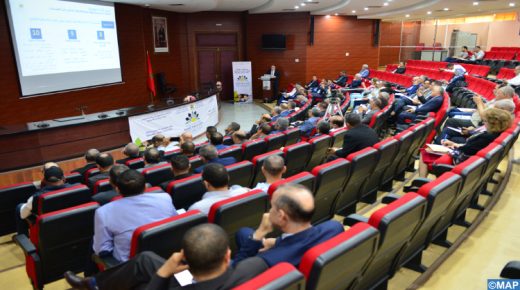 لقاء يؤكد أهمية الانخراط الفعال في المشاورات الوطنية لتجويد المدرسة العمومية.