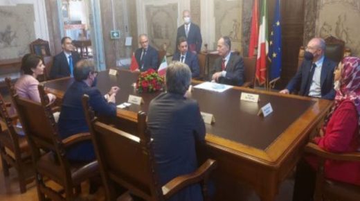 المغرب/إيطاليا : التوقيع على مذكرة تفاهم من أجل تعزيز التعاون الثنائي في المجال القضائي.