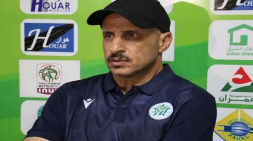 المدرب جعواني..”المولودية الوجدية أمانة في عنقي وحرام أن تسقط إلى القسم الثاني”