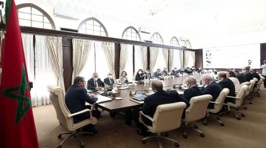  رئيس الحكومة يترأس أشغال الدورة العادية للجنة الوزارية الدائمة لتنمية المجال القروي والمناطق الجبلية.