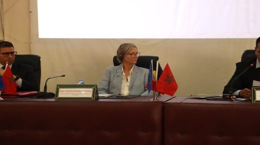 سفيرة الاتحاد الأوروبي في زيارة لجهة الشرق.. تعطي انطلاقة مشروع وتتفقد الطاقات المتجددة والنجاعة الطاقية