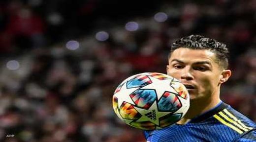 البرتغالي كريستيانو يقرر العودة لمانشستر يونايتد.