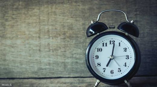 ماذا يحدث لو تخليت عن منبه الهاتف في الاستيقاظ؟