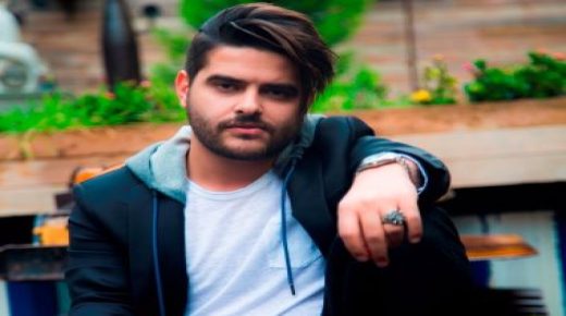 ناصيف زيتون يحيي حفلاً غنائياً ضمن حفلات مهرجان ليالى قلعة دمشق.