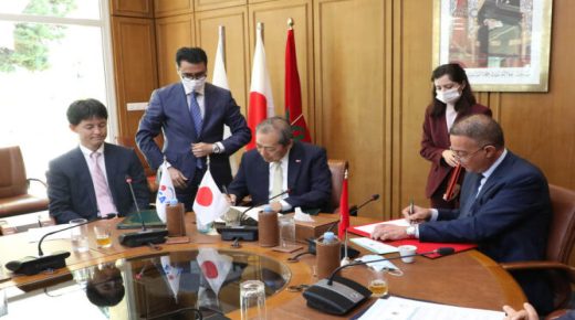 التوقيع على تبادل مذكرات واتفاقية قرض بين المغرب واليابان