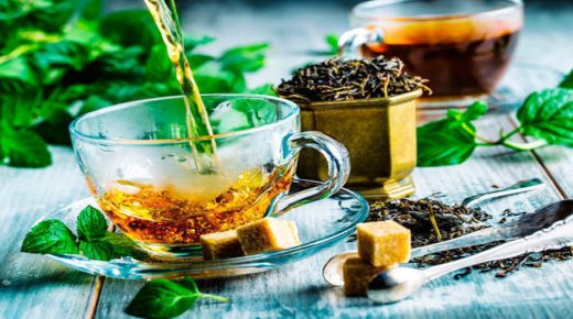 الشاي الأخضر مفيد في خفض مستوى السكر في الدم.