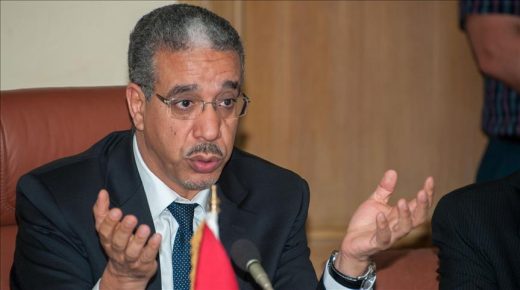 عزيز الرباح يعقد مجموعة من اللقاءات مع الراغبين في الانضمام لمنظمة مدنية جديدة.