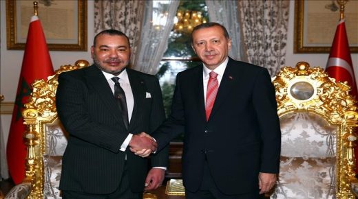 أردوغان يجدد رغبته في مواصلة تطوير العلاقات الودية القائمة بين البلدين