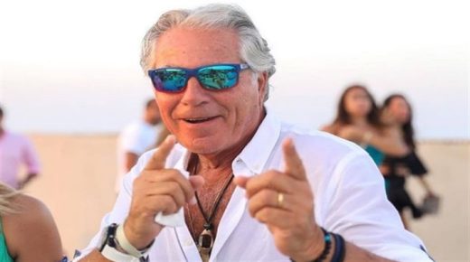 النجم مصطفى فهمى يحتفل بعيد ميلاده
