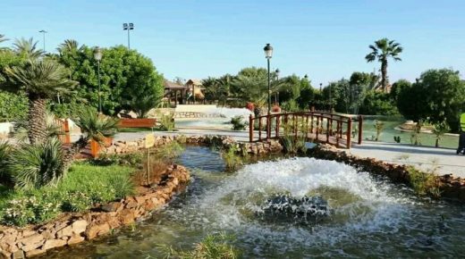 حديقة تل الطيور قبلة السياح و الساكنة بمدينة العيون