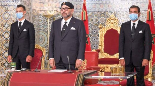 المجلة الفرنسية جون أفريك..الملك محمد السادس سيحضر شخصياً القمة العربية في الجزائر..